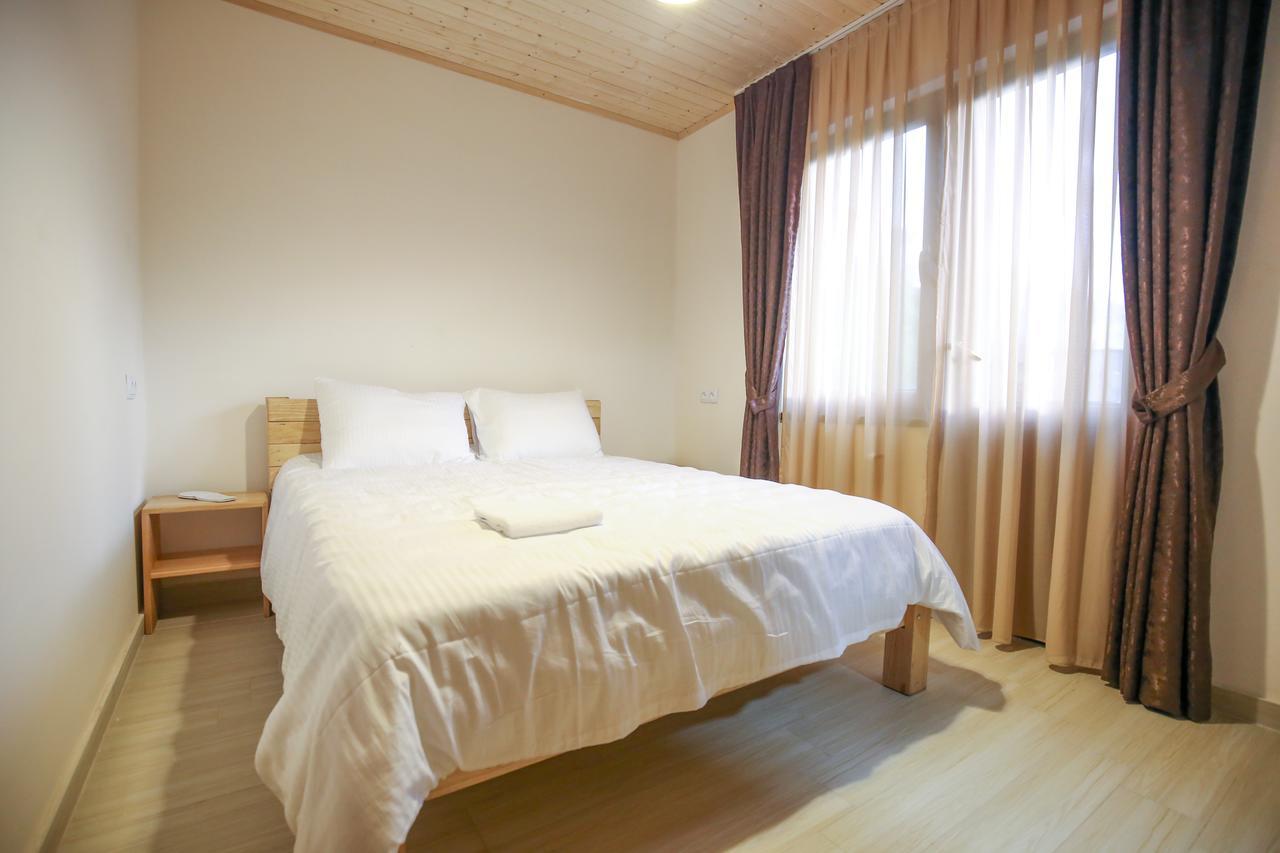 Roza'S Guest House เมสเตีย ภายนอก รูปภาพ